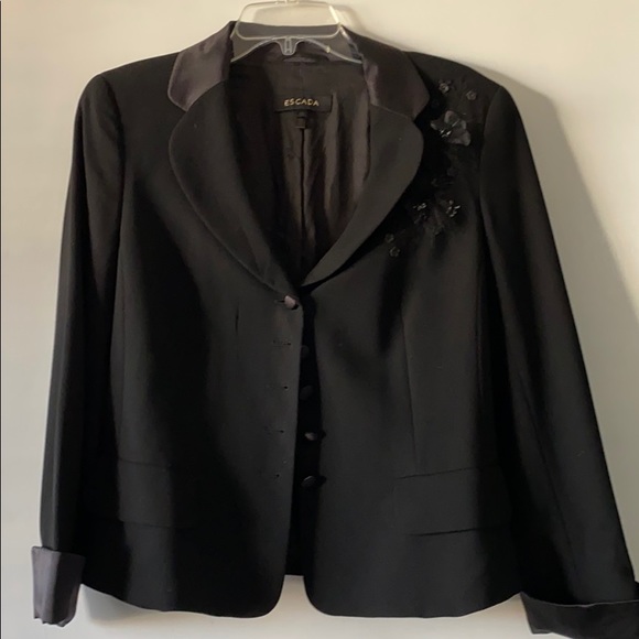 Escada jacket - Picture 2 of 5